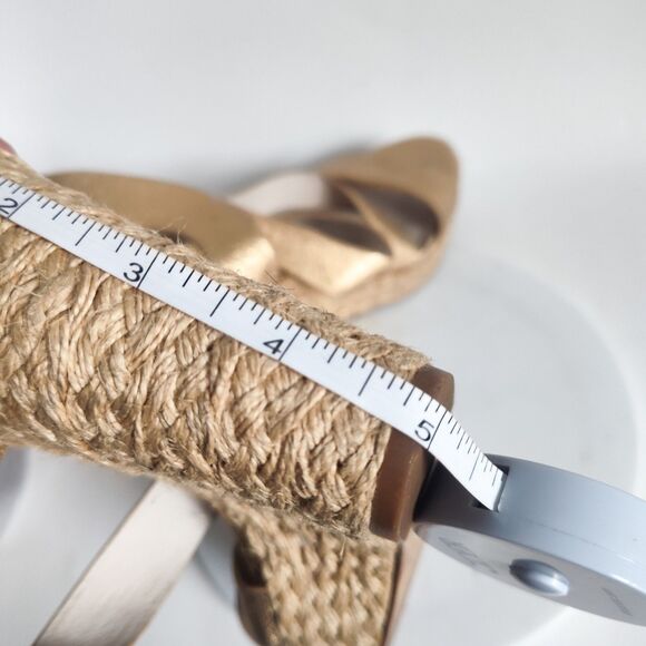 Michael Kors Espadrille Sandals Size 8.5 Platform Gold Leather Giovanna 5" Wedge - Picture 10 of 14